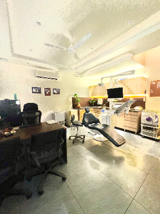 The Delhi Dental Clinic photo 2